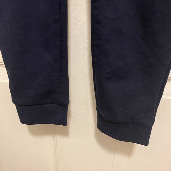 Navy blue sweatpants Medium fits perfectly front with signature logo and label - Picture 4 of 16